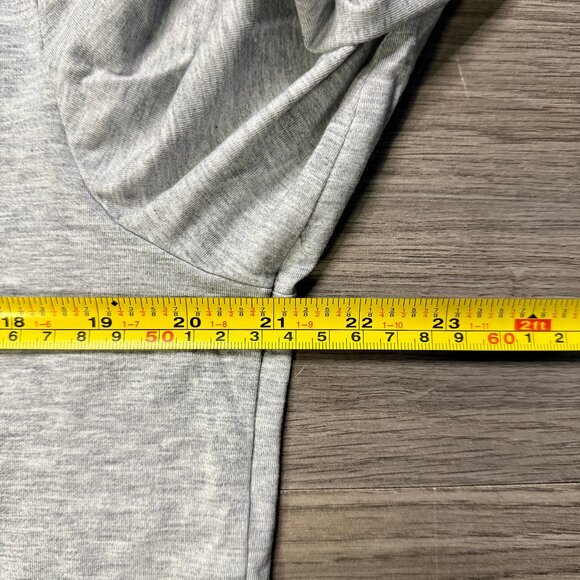 Lululemon Men's 5 Year Basic Long Sleeve - Light Grey - Picture 5 of 6